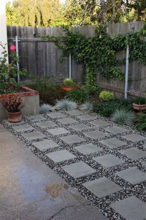 Gorgeous Gravel Garden Ideas That Inspiring You32 Pavers Backyard