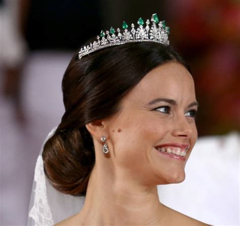 A Princess Wows In Emeralds And Diamonds More Of The Best Royal