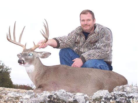 Texas Trophy Whitetail Deer Hunting Texas Hill Country