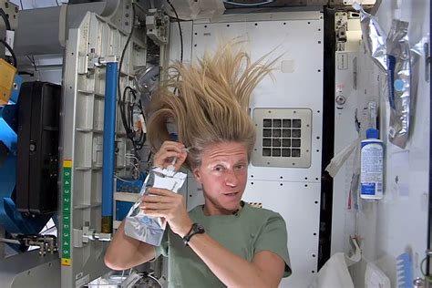 This Is How Astronauts Wash Their Hair In Space Reader S Digest