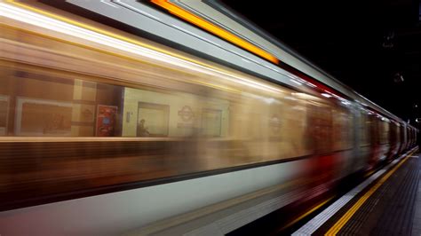 3840x2158 Aldgate East London Metro Motion Blur Train Tube 4k