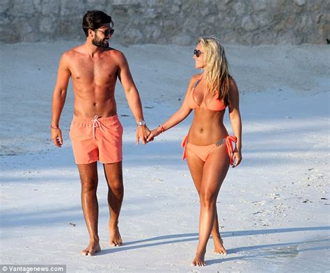 TOWIE S Kate Wright Shows Off Her Phenomenal Hourglass Figure With Dan Edgar Daily Mail Online