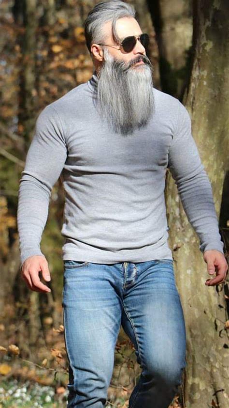 Pin By Scott Mixon On Epic Beards Long Hair Beard Grey Bearded Men Bald Men With Beards
