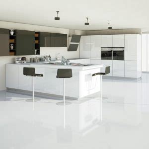 Desde robeyan nos adaptamos a cada caso personalizado y escuchamos con atención los deseos de nuestros clientes. Islas y penínsulas para tu cocina en Málaga | Cocinas ...