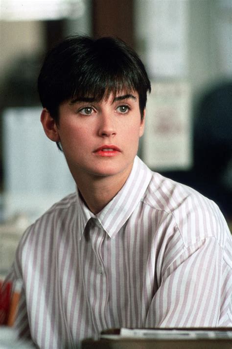 Fans couldn't believe their eyes, with one commenting: Demi Moore | Demi moore short hair, Demi moore hair, Demi ...