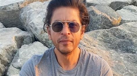 Shah Rukh Khan Turns 55 Srk Thanks Fans For The Wonderful Wishes See Video Bollywood News