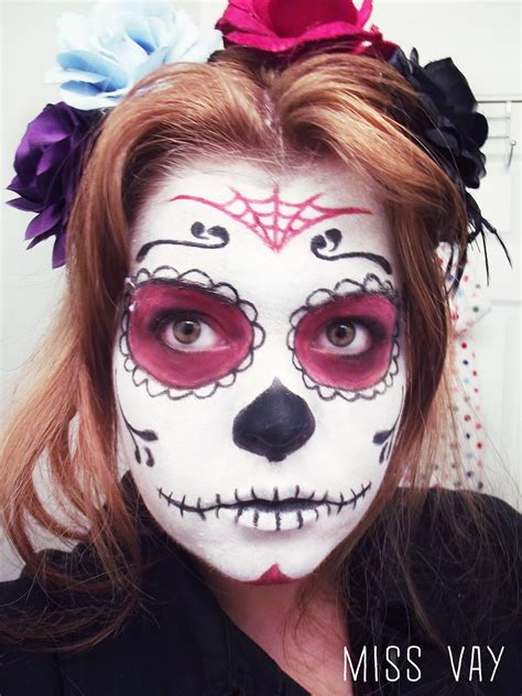 Maquillage pour le Dia de los Muertos (sugar skull/calaveras) - Miss