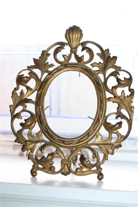 Antique Oval Picture Frame Victorian Decor Cast Iron In Gold