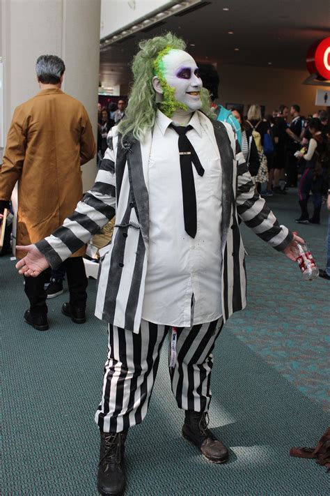 Beetlejuice The Absolute Best Cosplays From Comic Con Popsugar Australia Tech