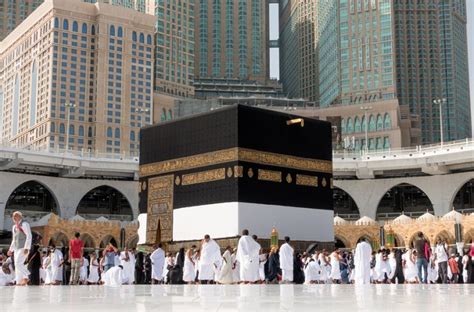 Makkah Mosques Reopen But Haj Umrah Still Barred Cyber Rt