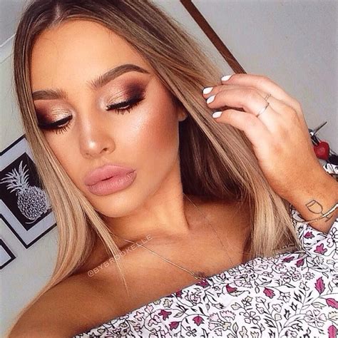Copper Smokey Eye Eyeshadow Blonde Hair Off The Shoulder Top You Can Get This Look With The