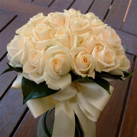 Ivory Rose Wedding Bouquet Au P70 Vendell Flickr