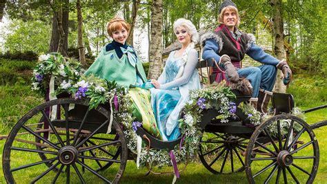 B ディズニー Meet Anna Elsa And Kristoff In Norway With Disney Cruise Line
