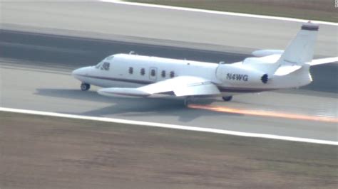 Plane Crash Lands With Passengers Inside Cnn Video