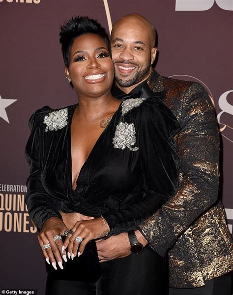 American Idol Alum Fantasia Barrino Is Expecting First Child With