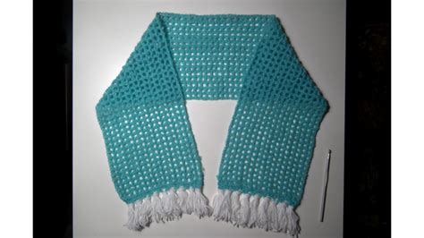Si celle‑ci est trop floue, optez pour la caméra de votre téléphone ou investissez dans un caméscope si vous en avez les moyens. TUTO CROCHET Comment faire une Echarpe DEBUTANT - YouTube