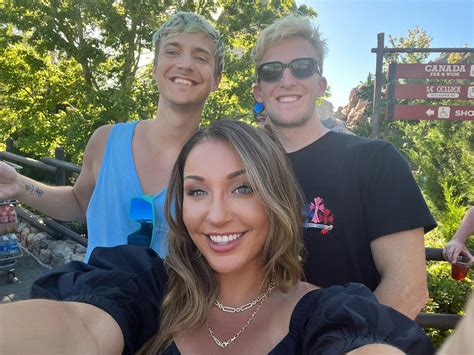 Ninjas Wife Jessica Blevins And Tfue Appear To Make Up