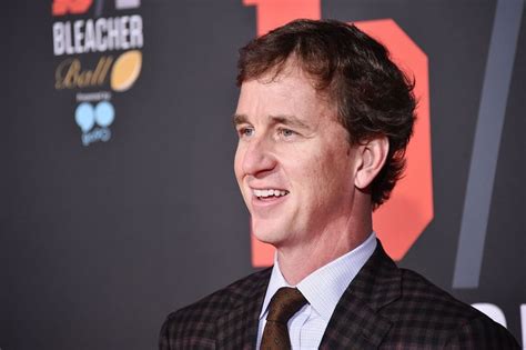 Who Is Peyton Mannings Brother Cooper Manning