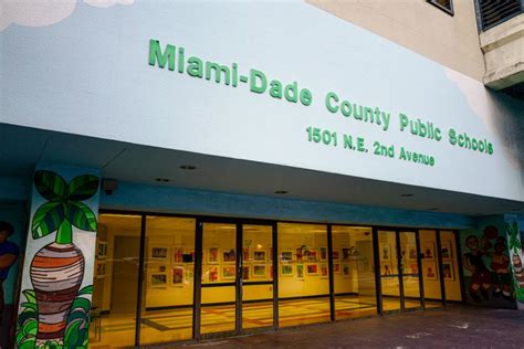 Escuelas En Miami Dade Comenzarán De Forma Virtual