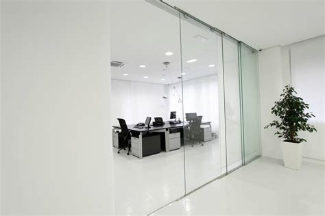 What Are The Standards For Frameless Glass Door Thickness