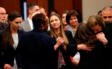Usa Gymnastics Entire Board Has Resigned Following The Larry Nassar Sexual Abuse Scandal Glamour