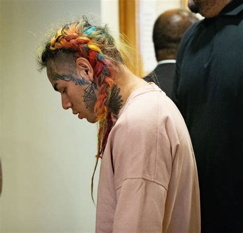 6ix9ine Reportedly Pleads Guilty To Nine Criminal Counts The Fader