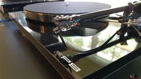 Rega Rp8 With Ania Mc Cartridge Mint Condition Less Than 10 Hours