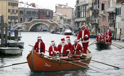 italy christmas traditions