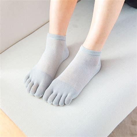 Veridical 5 Pairslot Cotton Five Fingers Socks Women Solid Toe Socks Breathable Meias Mulheres