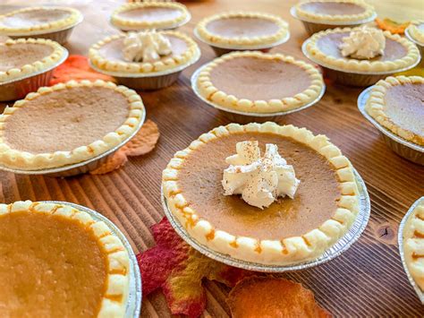 Dads Mini Pumpkin Pie Tarts Indecision And Cake