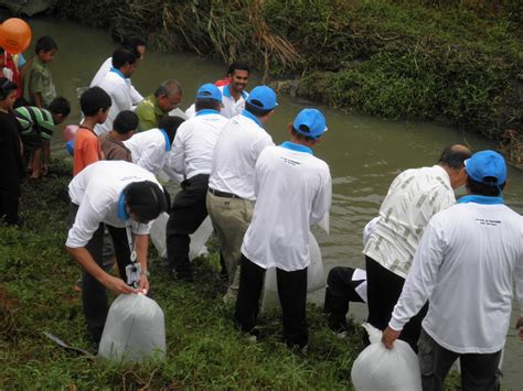 Anda ditugaskan untuk membuat liputan tentang pencemaran sungai dan keberkesanan kempen cintai sungai kita yang dilancarkan suatu ketika dahulu. RAKAN ALAM SEKITAR (RAS) NEGERI MELAKA: Program "Cintai ...