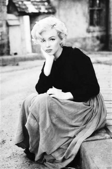 Marilyn Monroe Red Lips Cult Stories