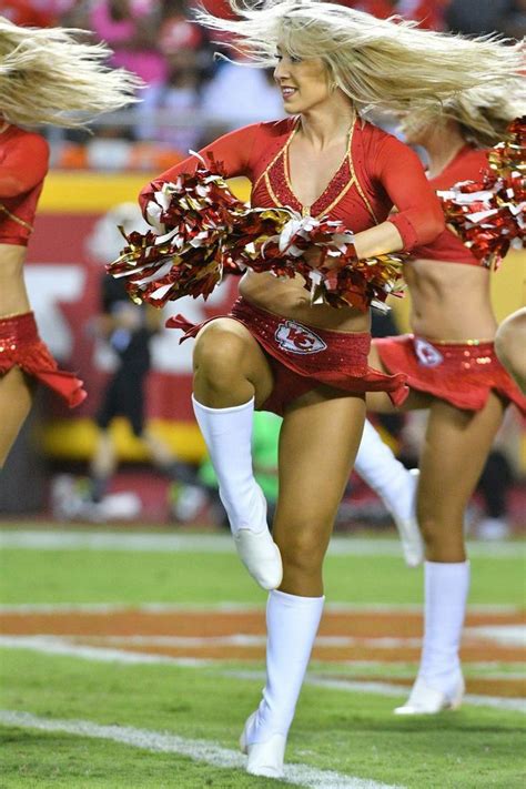 This is the official kansas city chiefs facebook fan page. Cheerleaders for the Kansas City Chiefs of the NFL. in ...