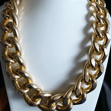 Chunky Gold Chain Necklace Taro Collection