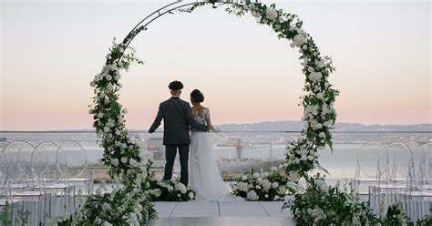 Find Wedding Venues Vendors Wedding Ideas Here Comes The Guide
