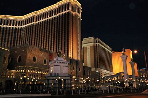 Venetian Las Vegas Is Now Home To A New Yahoo Sportsbook