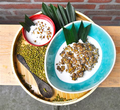 Cara membuat bubur kacang hijau :⁣ cuci kacang hijau hingga bersih, lalu rendam minimal 3 jam. Mung Bean Porridge - Bubur Kacang Hijau - Easy Indonesian ...