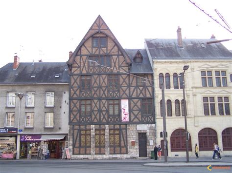 La maison a été maintes fois remaniée. Photo : Maison de Jeanne d'Arc