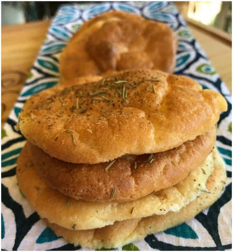 Pour the dry mixture over the wet ingredients in the bread machine pan. Low Carb Cloud Bread Recipe Made with Baking Soda (Baking ...