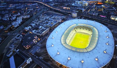 Conheça o Top 15 dos maiores estádios de futebol do mundo