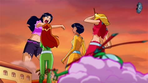 Download Giantess Mandy Crushes A House Animation Totally Spies Attack