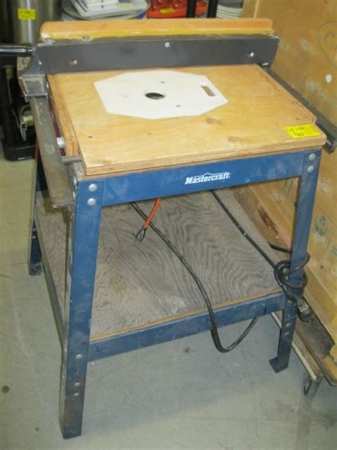 Router Table With Black And Decker Router