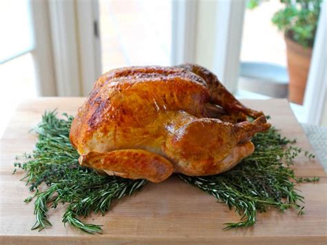 Classic Roast Turkey Flavorful Thanksgiving Recipe