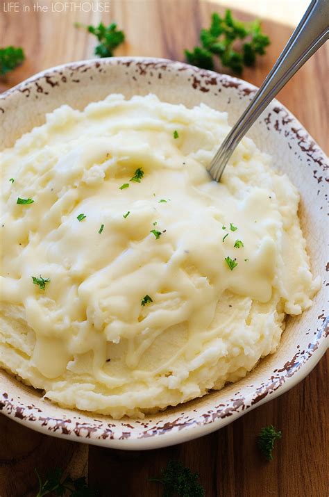 Garlic Parmesan Mashed Potatoes And Gravy
