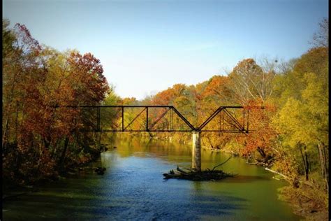 Fall In Hickman County Tn Natural Landmarks River Outdoor