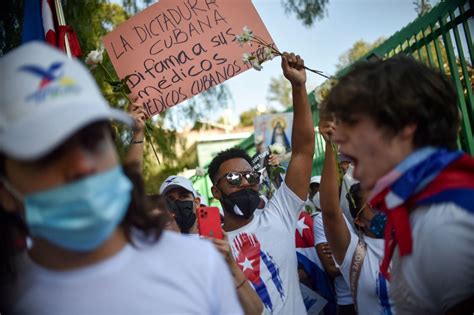 Detenciones Y Asedio Evitan Las Protestas En Cuba