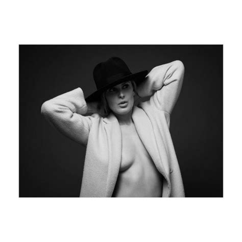 Rumer Willis Topless And Sexy Photos The Fappening