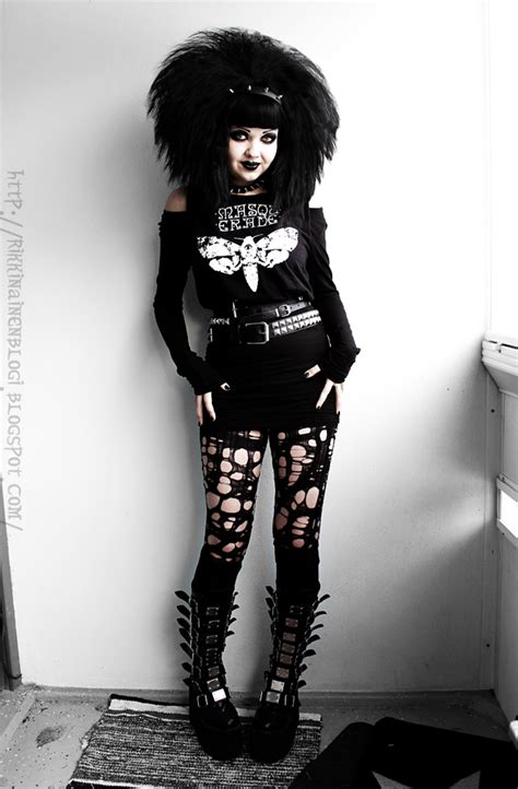 Needle Through A Bug Black Widow Sanctuary Goth Outfits Gothic Outfits Ripped Tights