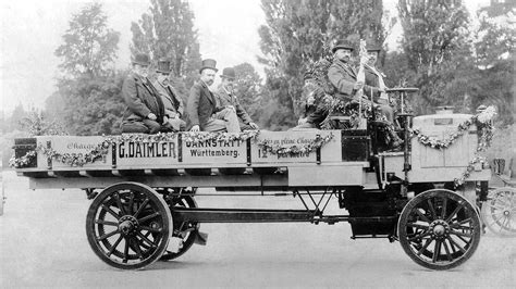 So Sieht Der Erste LKW Von 1896 Aus