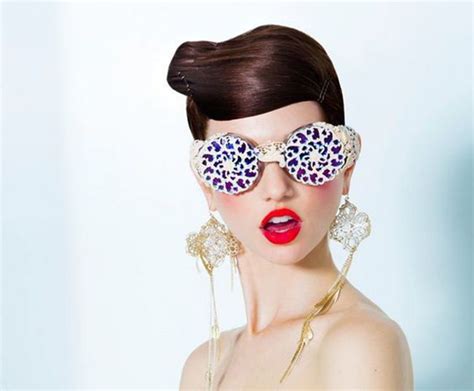 On The Darker Side 35 Extravagant And Weird Sunglasses фото № 17 Crazy Sunglasses Summer